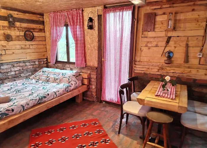 Alpesi faház Maj1 Kladovo